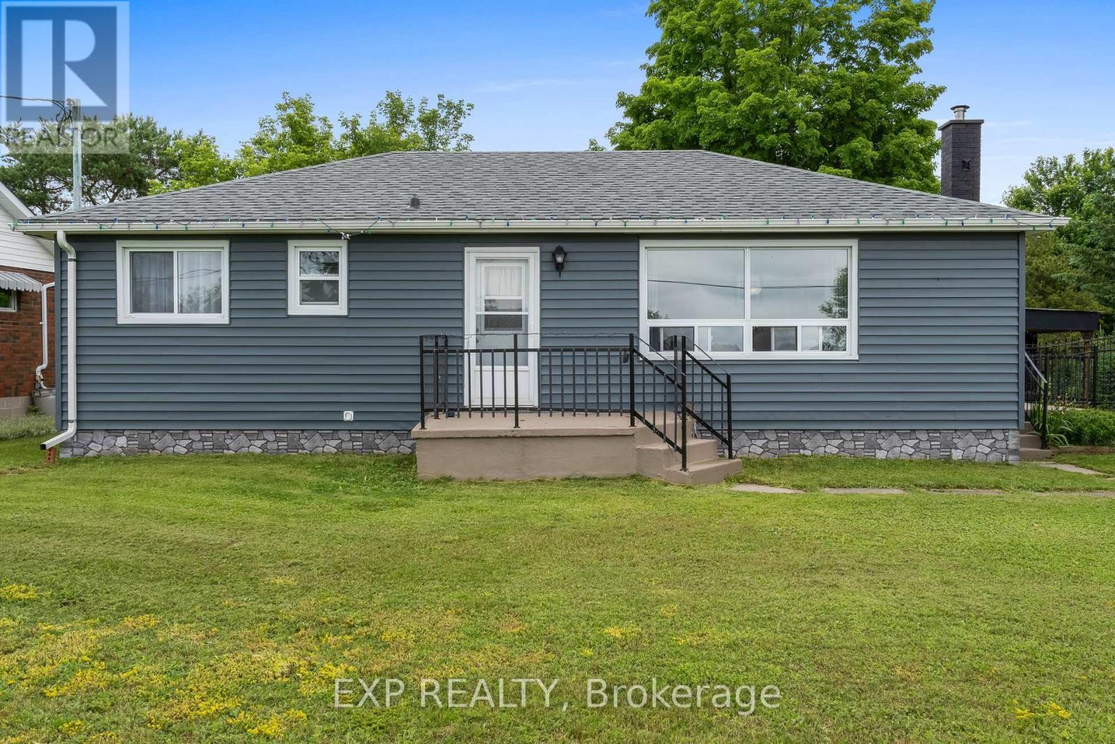 815 South Street S, Douro-Dummer, Ontario  K0L 3A0 - Photo 2 - X9043170